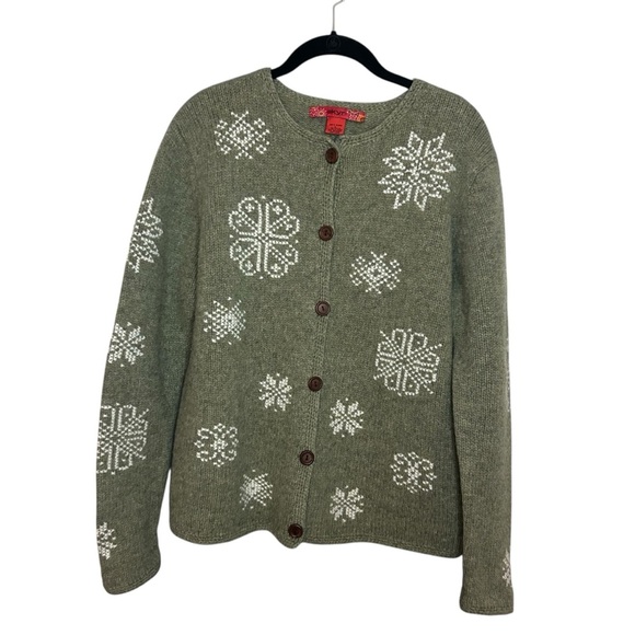 Skyr sweater cardigan wool Green White Crew Neck Snowflake Design size large - Picture 1 of 11
